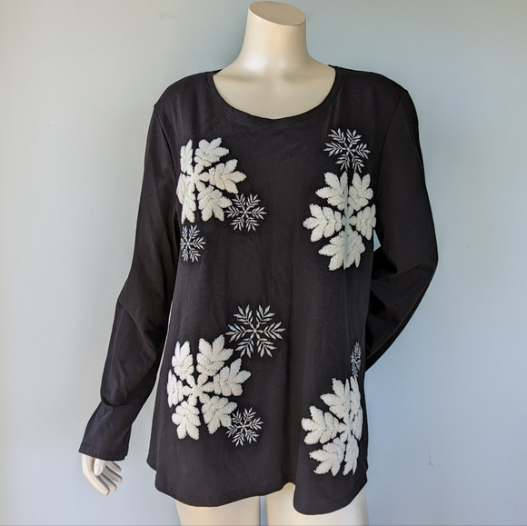 NWT Chico's Weekend Black Embroidered Snowflake Long Sleeve T-Shirt - Picture 5 of 10